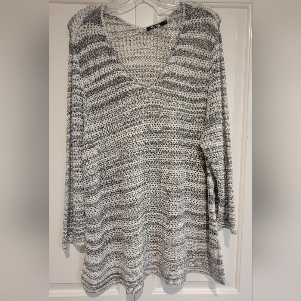 NIC + Zoe beautiful 2 piece summer sweater in gray and white 2XL.